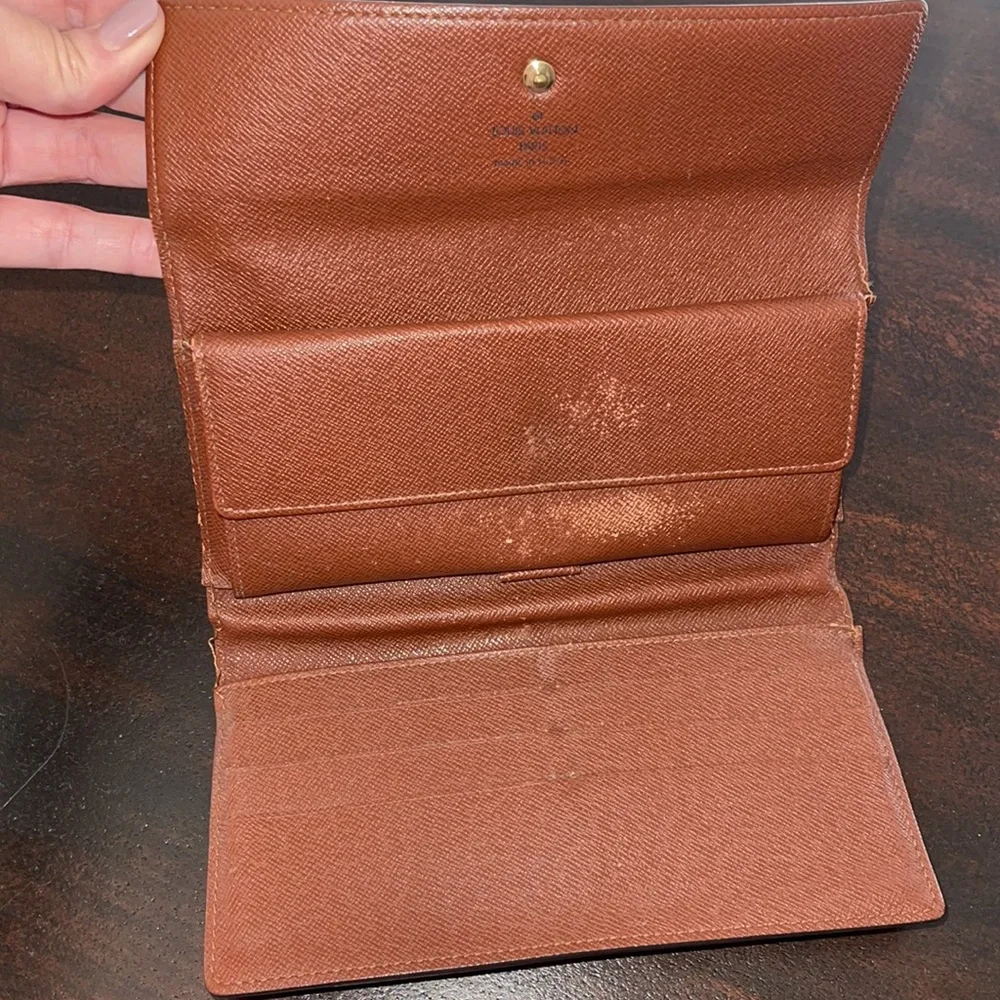 Authentic Louis Vuitton Wallet - Picture 2 of 9